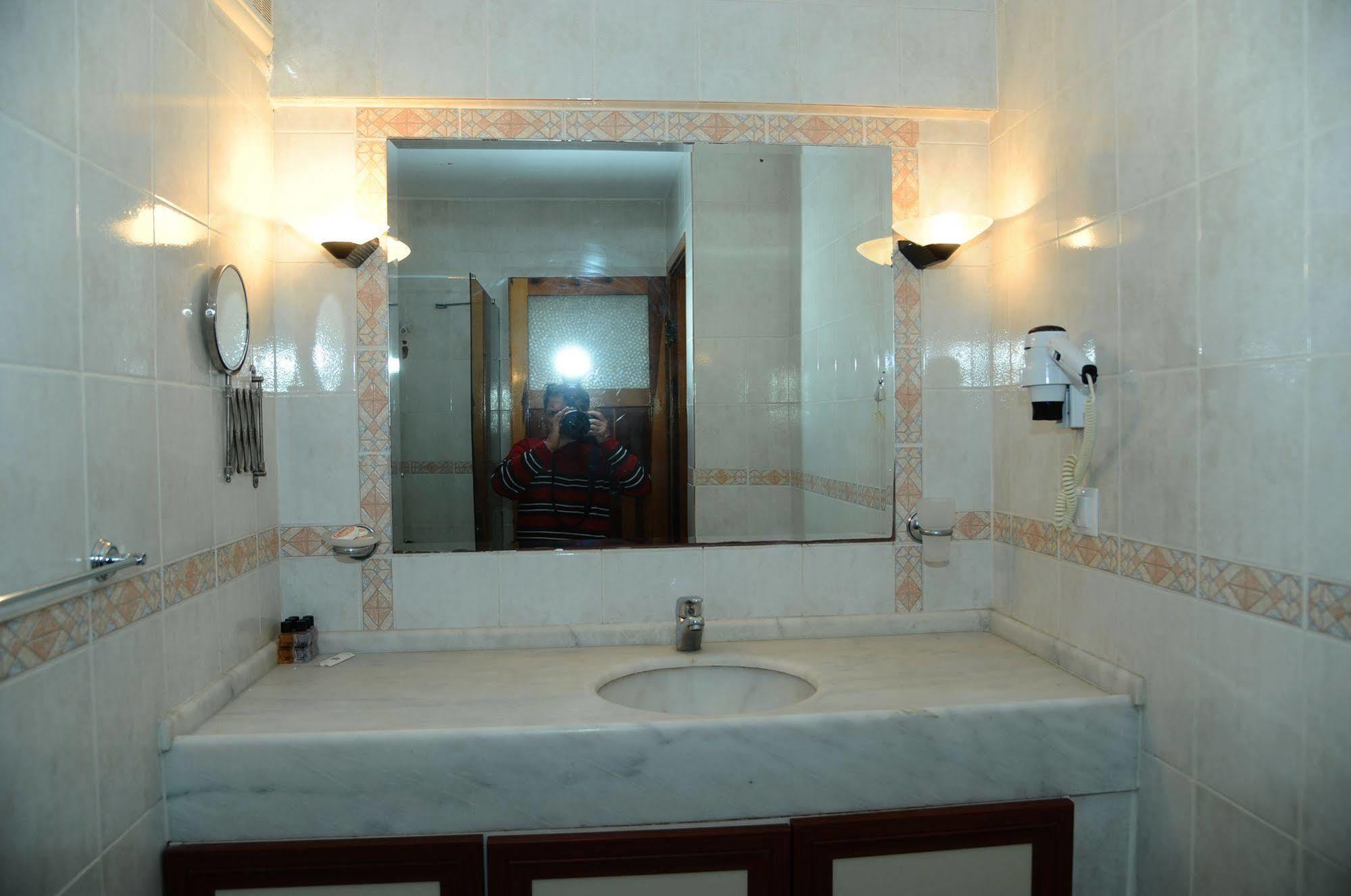 Hotel Dorukhan クシャダス エクステリア 写真